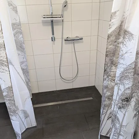 Pfoten & Komfort Barrierefrei Apartman *
